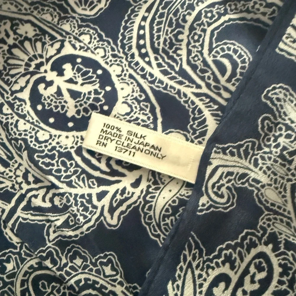 Valerie Stevens Navy and Cream Paisley Throw Blanket